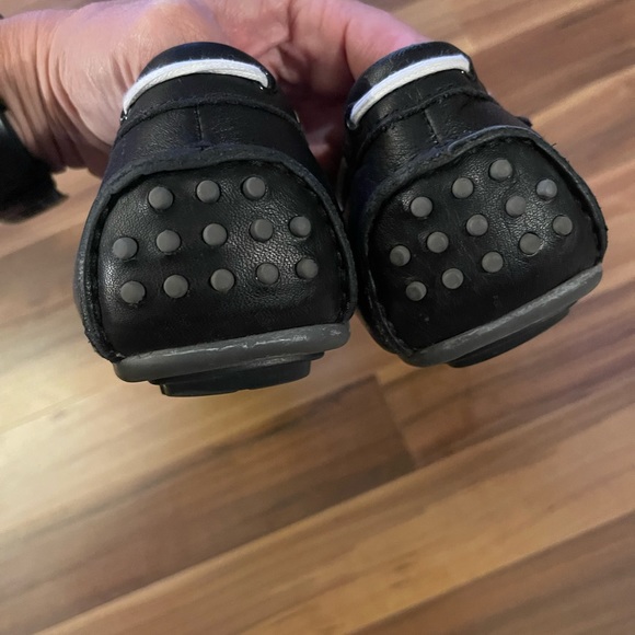 Come Haan Black Slip Ons - Picture 3 of 6